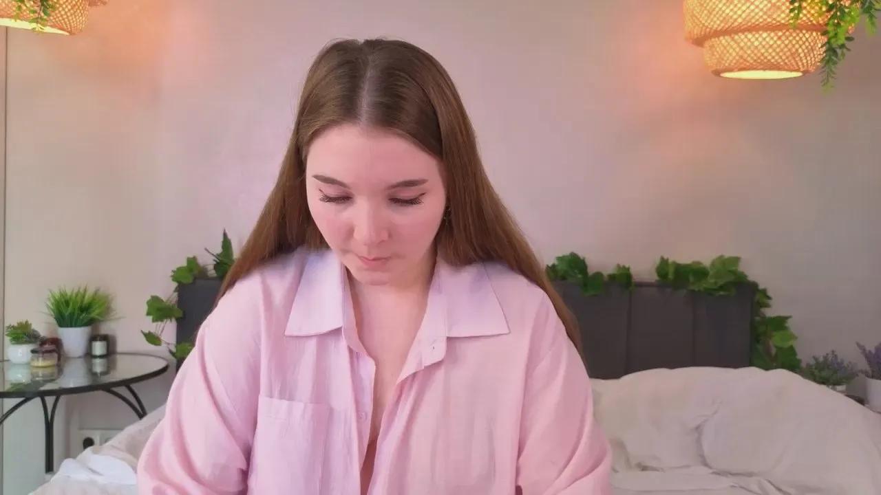 Freechat AlodieFitt on Cam4