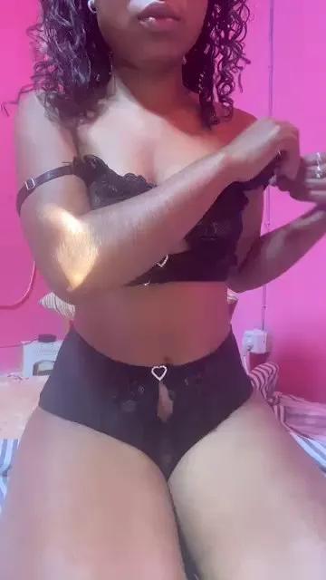 Offline annie197 on Cam4