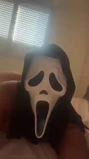 Offline Bilinda31 on Cam4