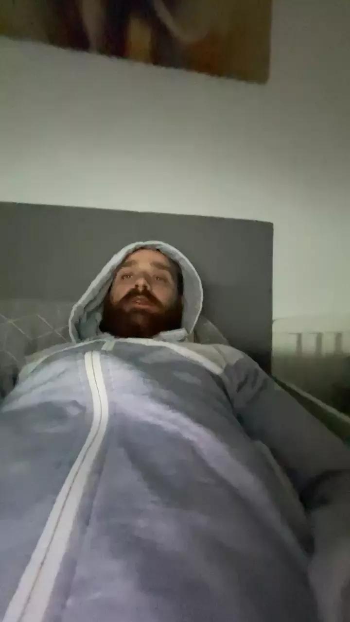 Offline bk2018 on Cam4