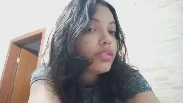 Freechat Bombomepimenta on Cam4