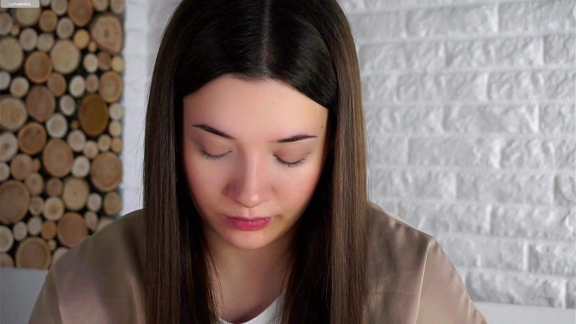 Offline BridgetEast on Cam4