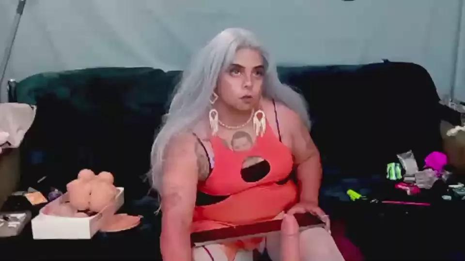 Offline candy354 on Cam4