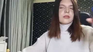 Offline CaroleDewilde on Cam4