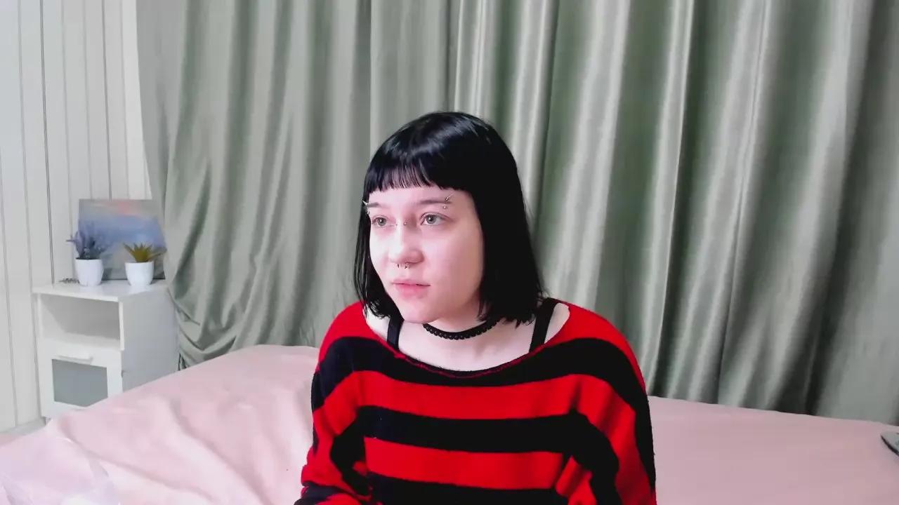 Offline CeciliaKarpin on Cam4