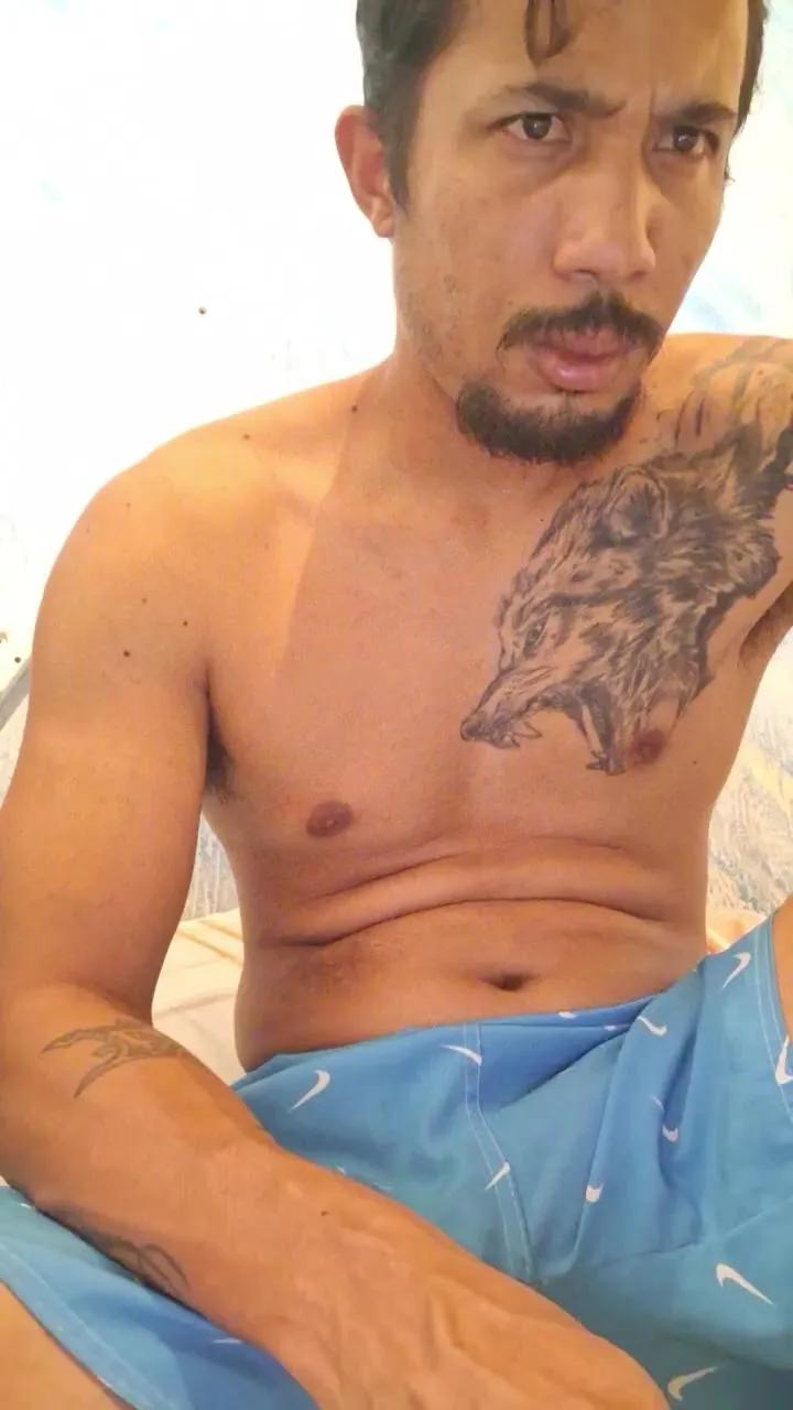 Offline Chilenohh on Cam4