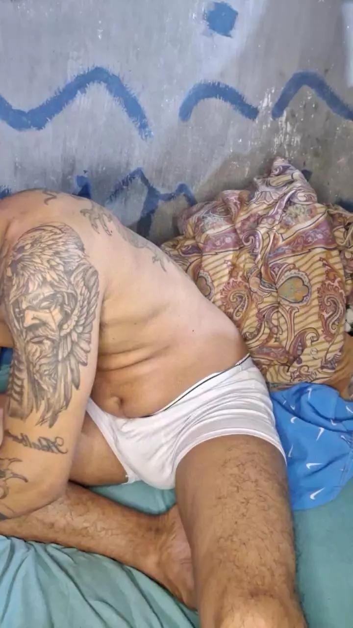 Offline Chilenohh on Cam4