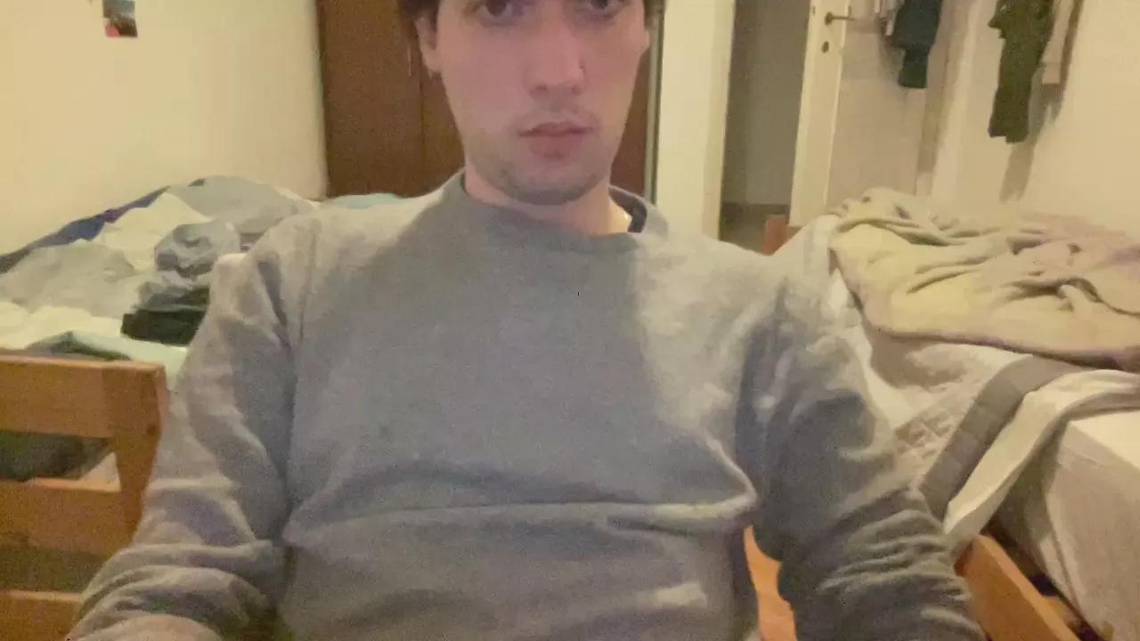 Offline cmarzi9 on Cam4