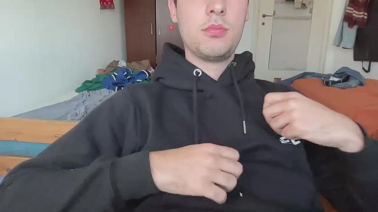 Offline cmarzi9 on Cam4