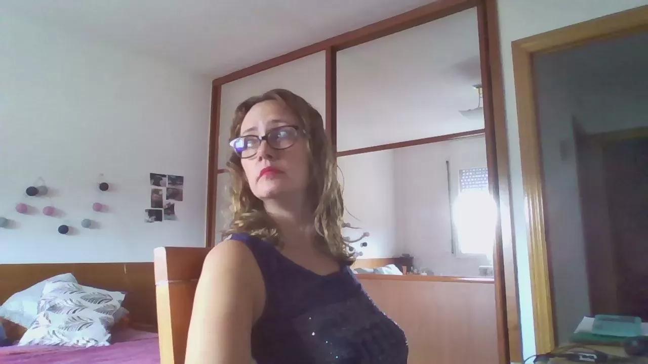Offline Cristinitapija on Cam4
