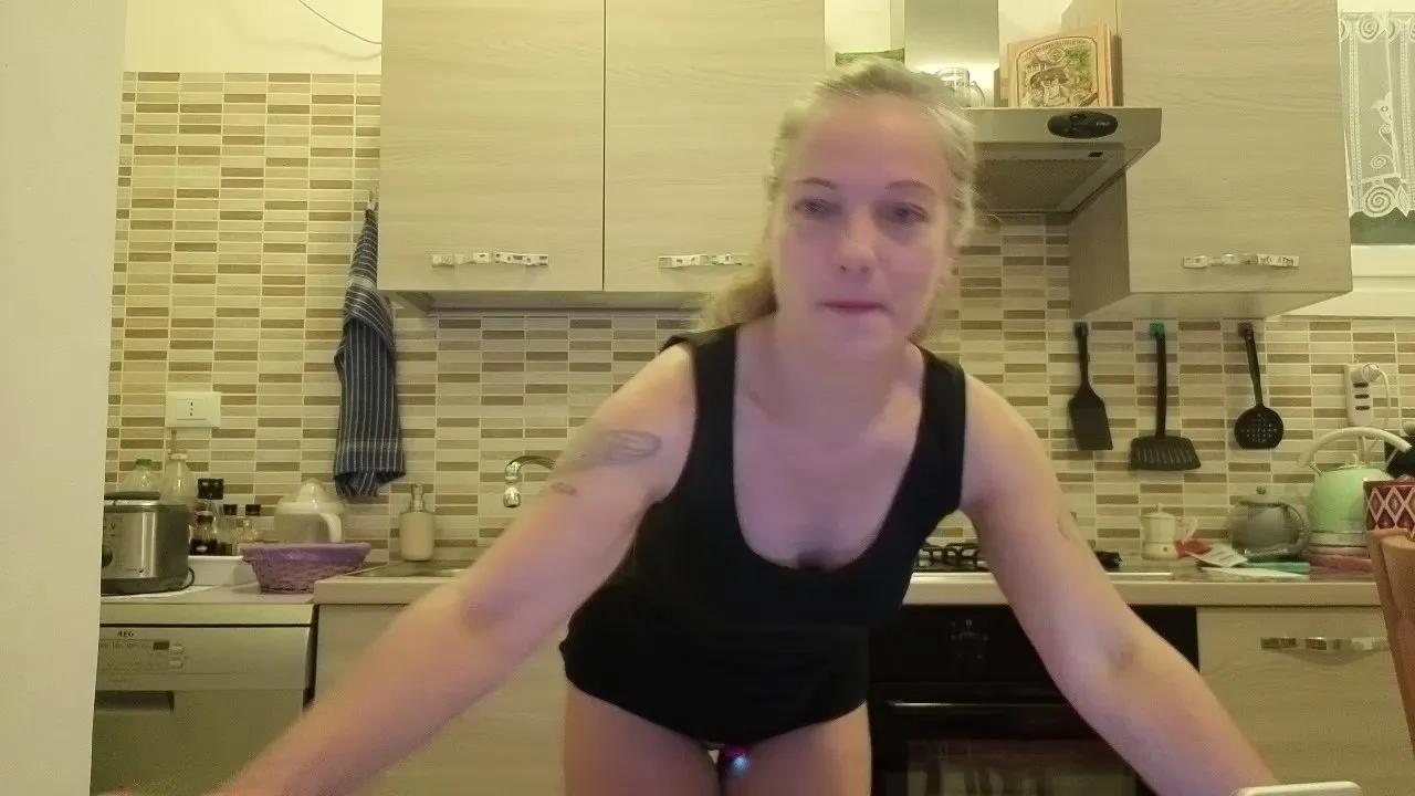 Offline Dark_Angel_22 on Cam4