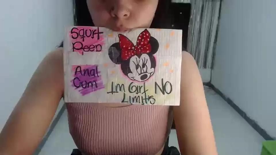 Offline Darkittydoll on Cam4