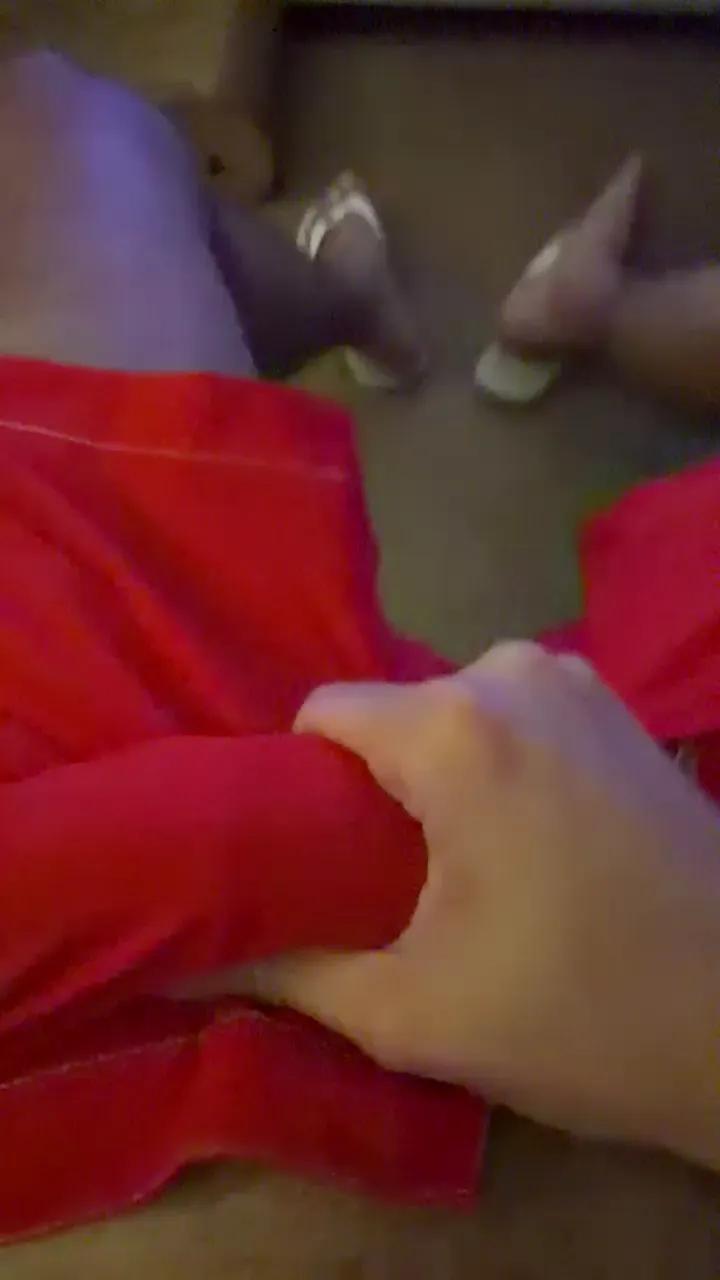 Offline dot_feet on Cam4