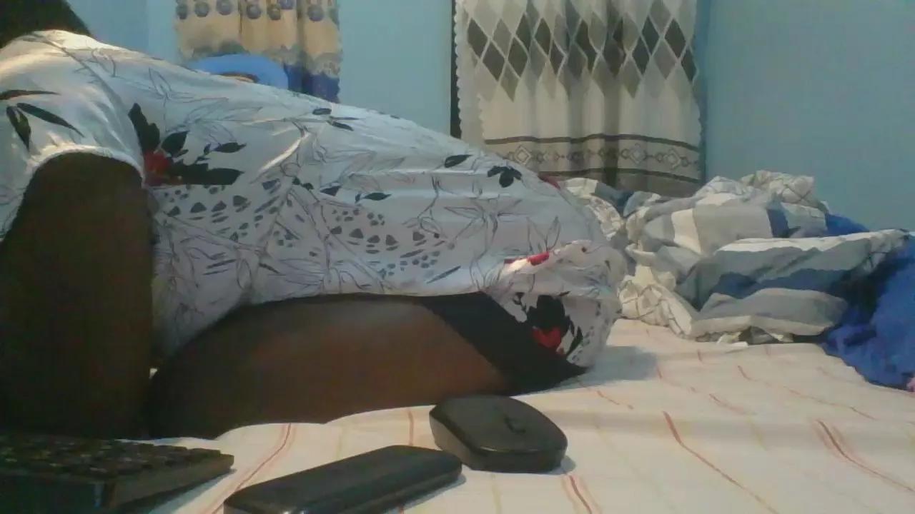 Offline Ebon_fantasy on Cam4