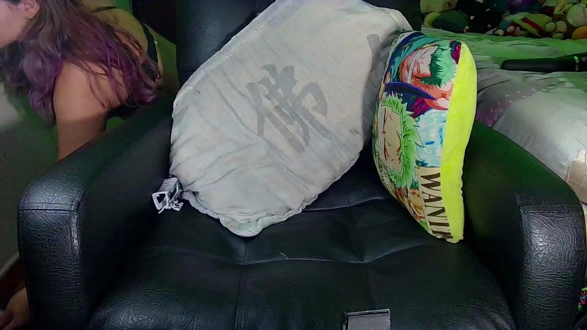 Offline Elith20 on Cam4