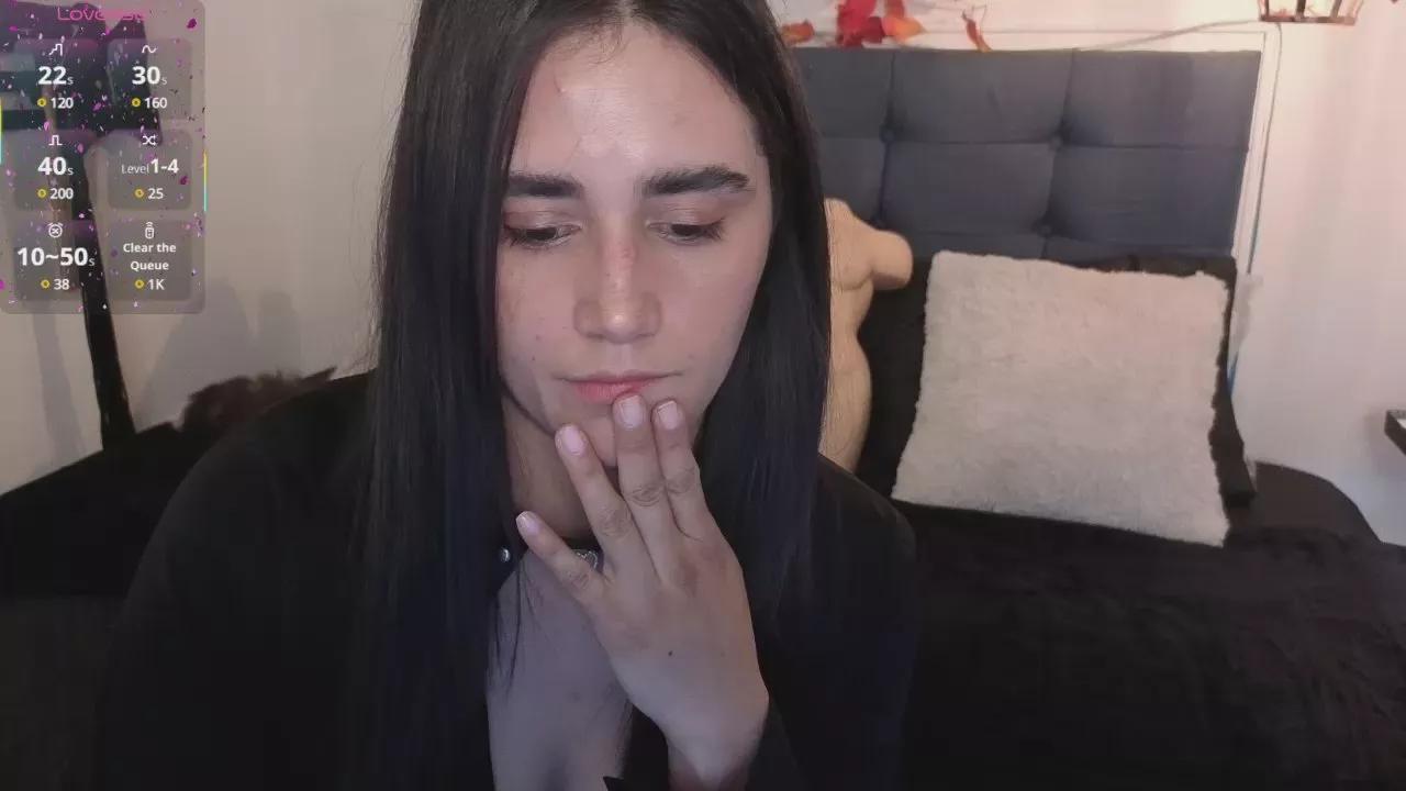 Freechat elowen_halley1 on Cam4