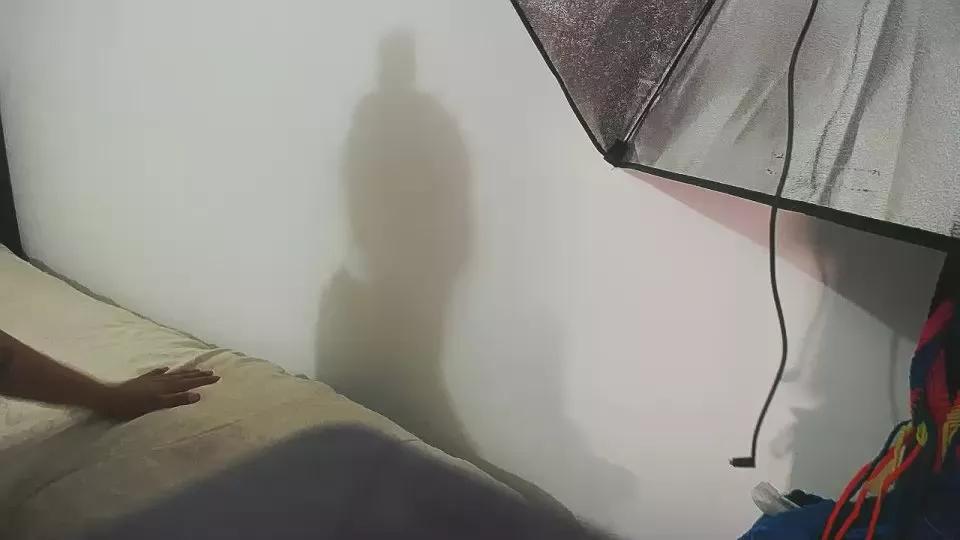 Offline emerald00_ on Cam4