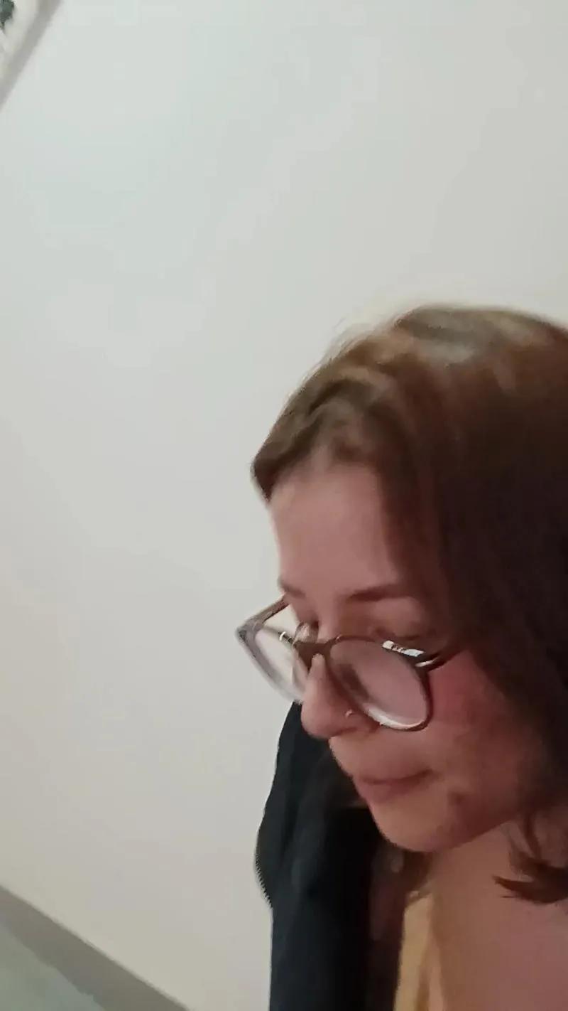 Offline Erendemaria on Cam4