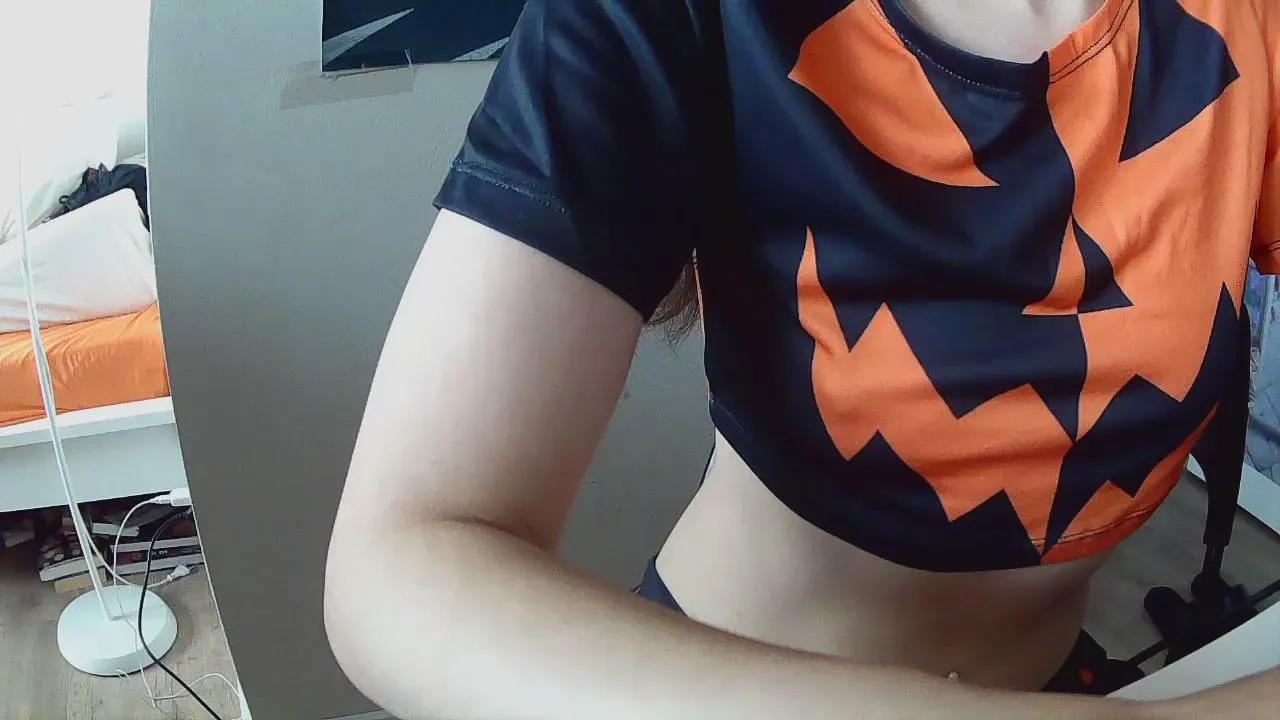 Offline Estelle_Engels on Cam4