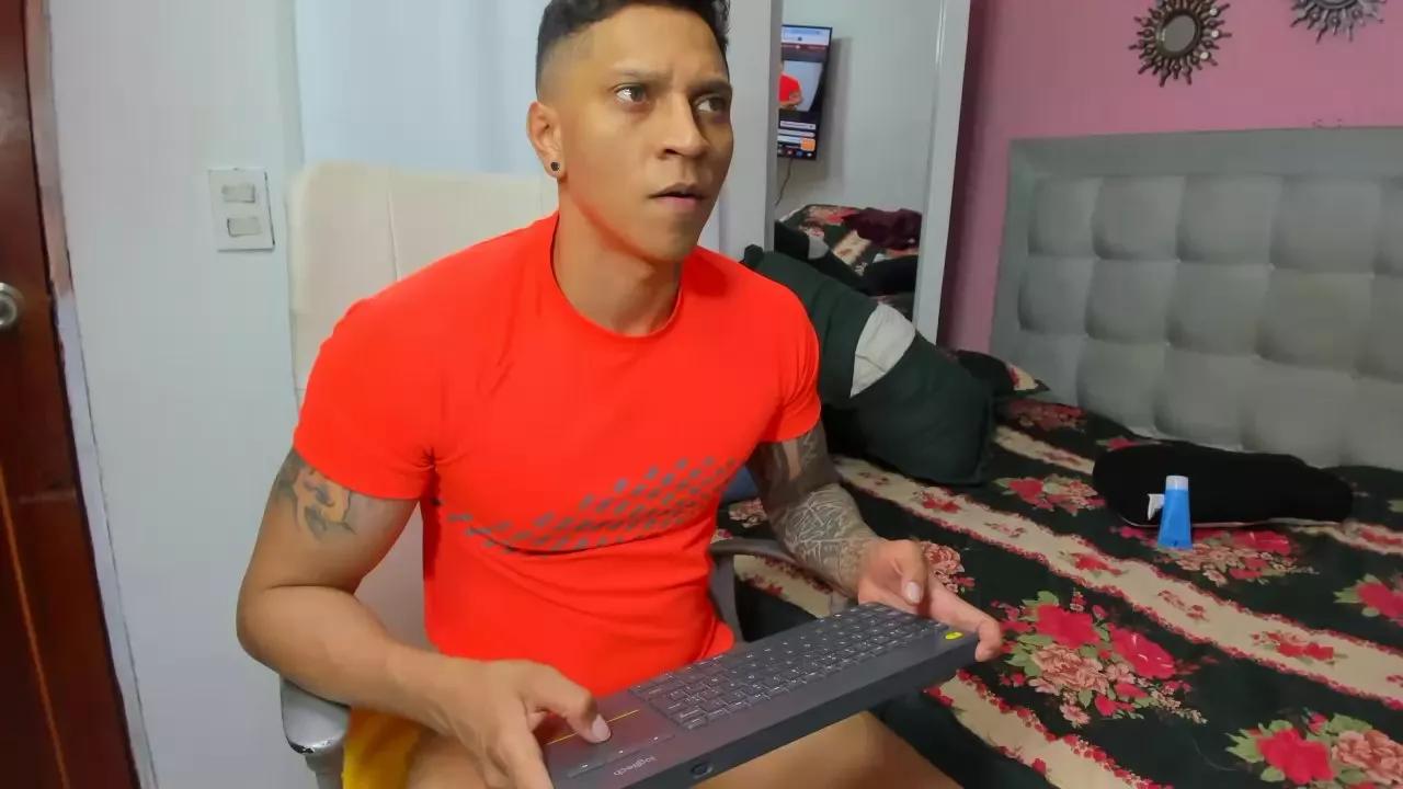 Offline ethan_dalton_22 on Cam4