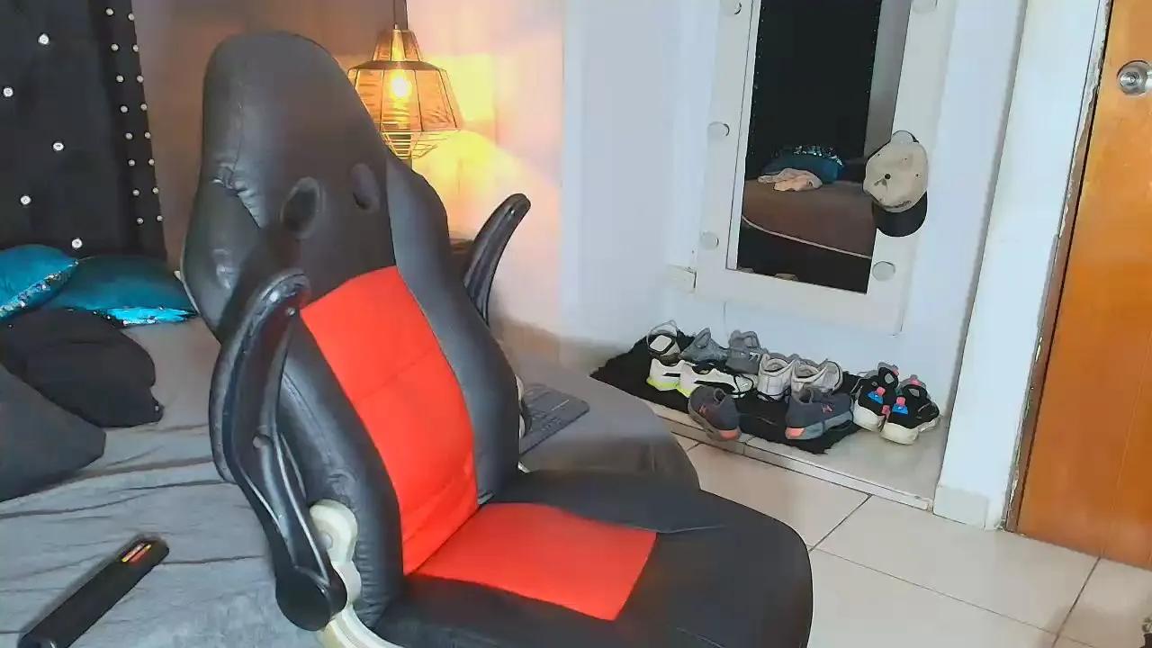 Offline ethan_dalton_22 on Cam4