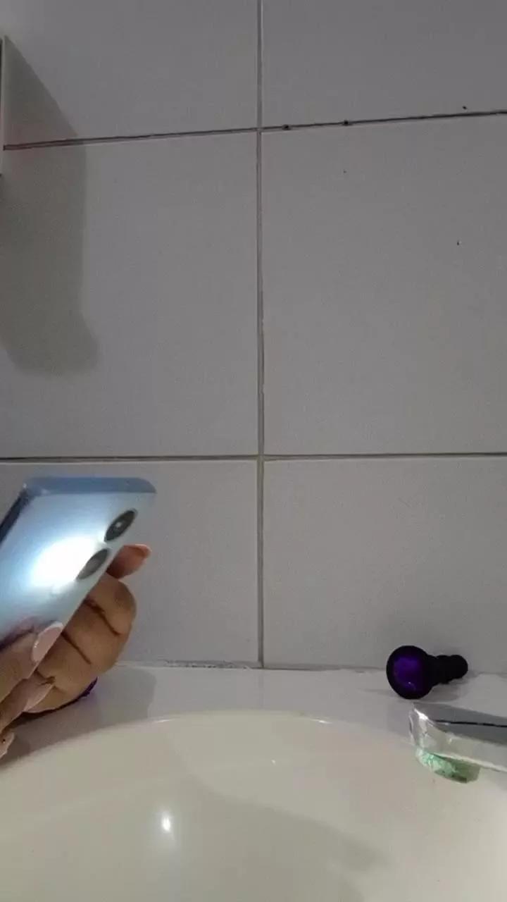 Offline franch_xxx on Cam4