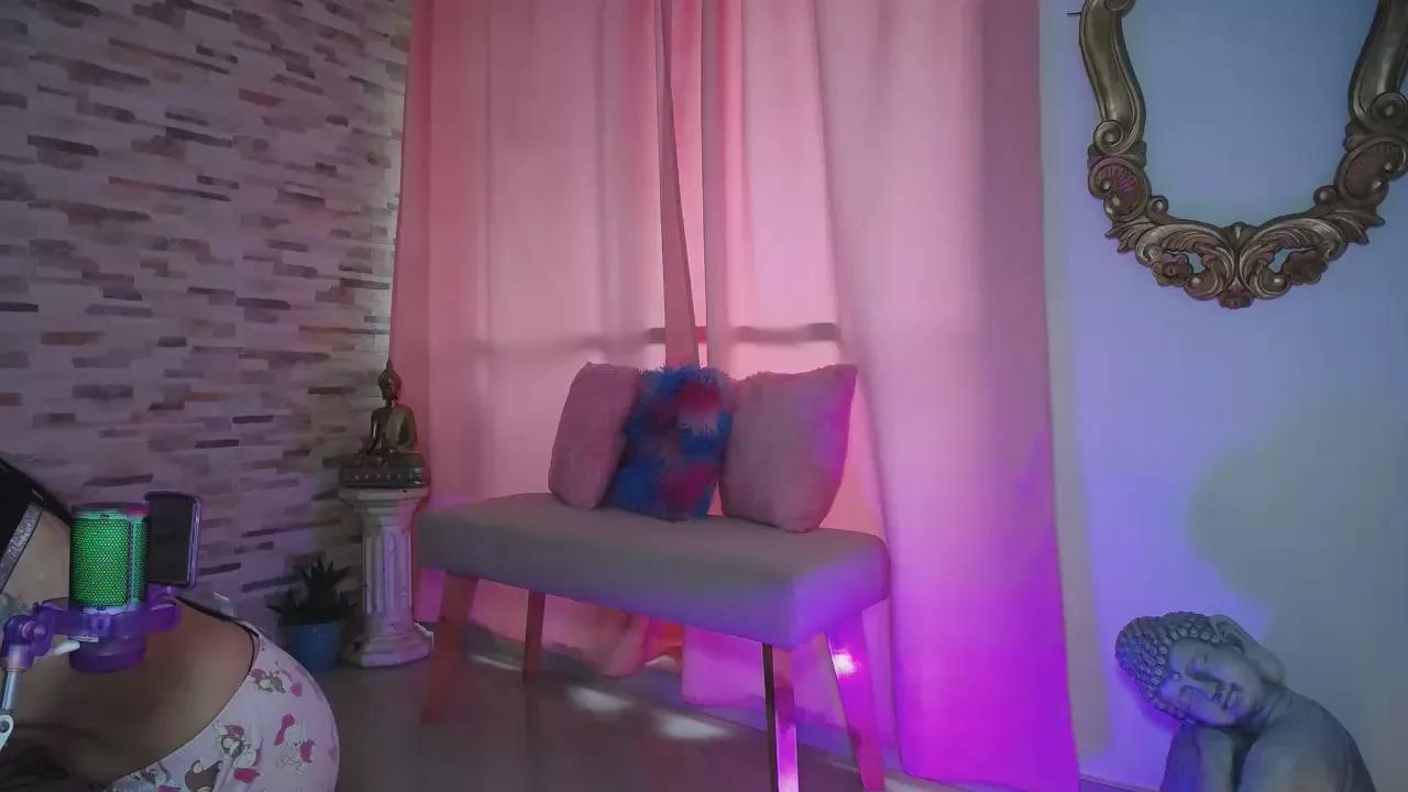 Offline HarmonyEvans_ on Cam4