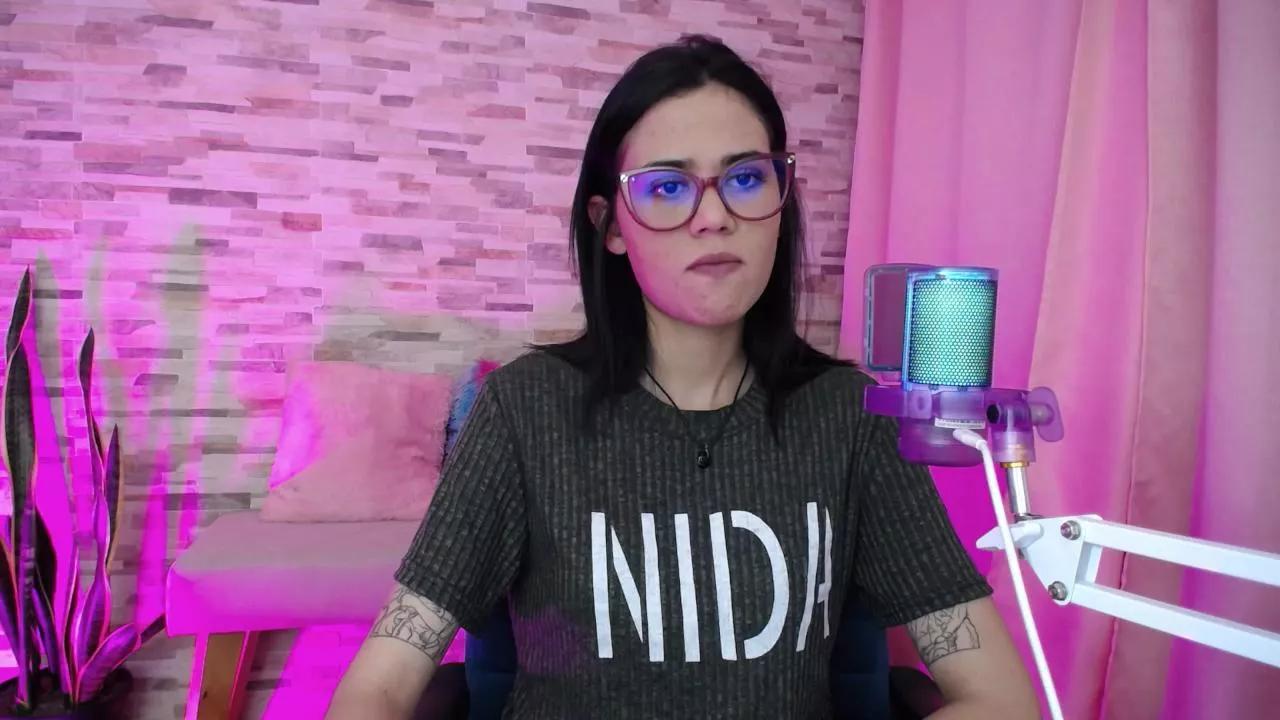 Offline HarmonyEvans_ on Cam4