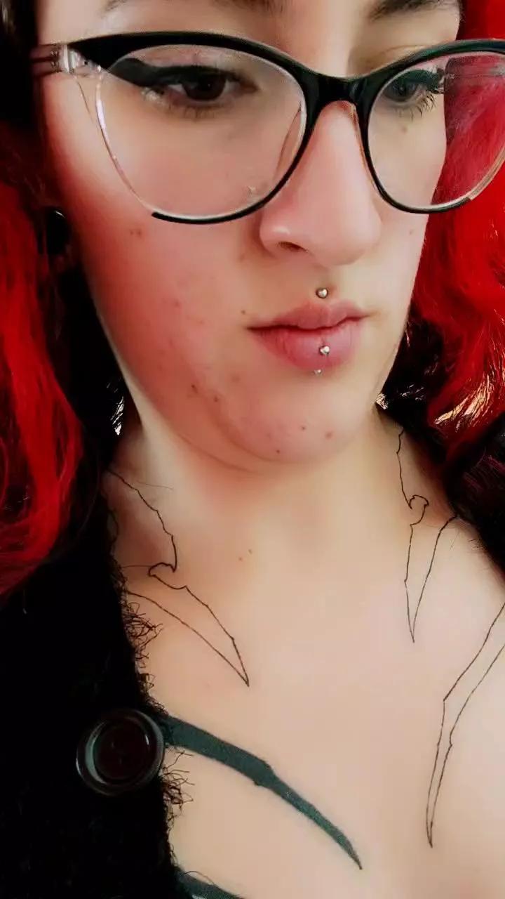 Offline Inked_Val on Cam4