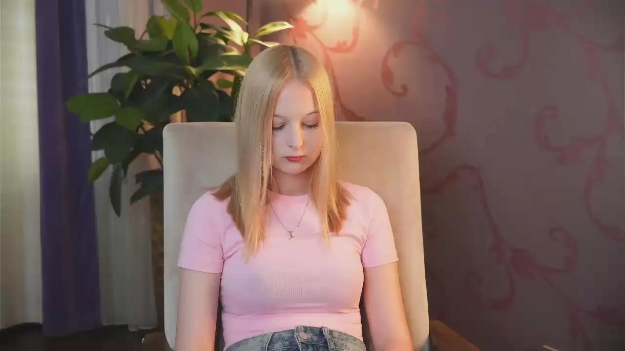 Offline JeanieBeynon on Cam4