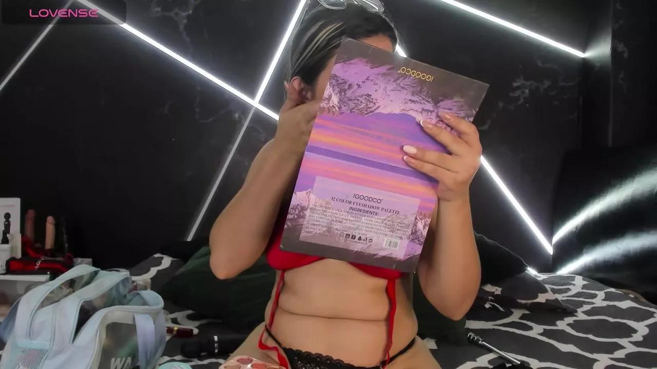 Offline JulietSofia on Cam4