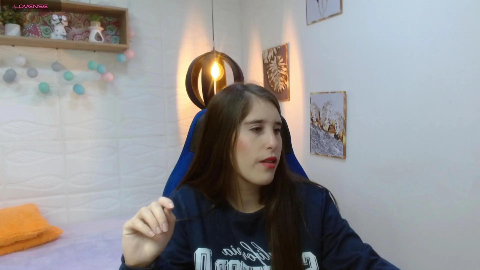 Offline karlarousex on Cam4