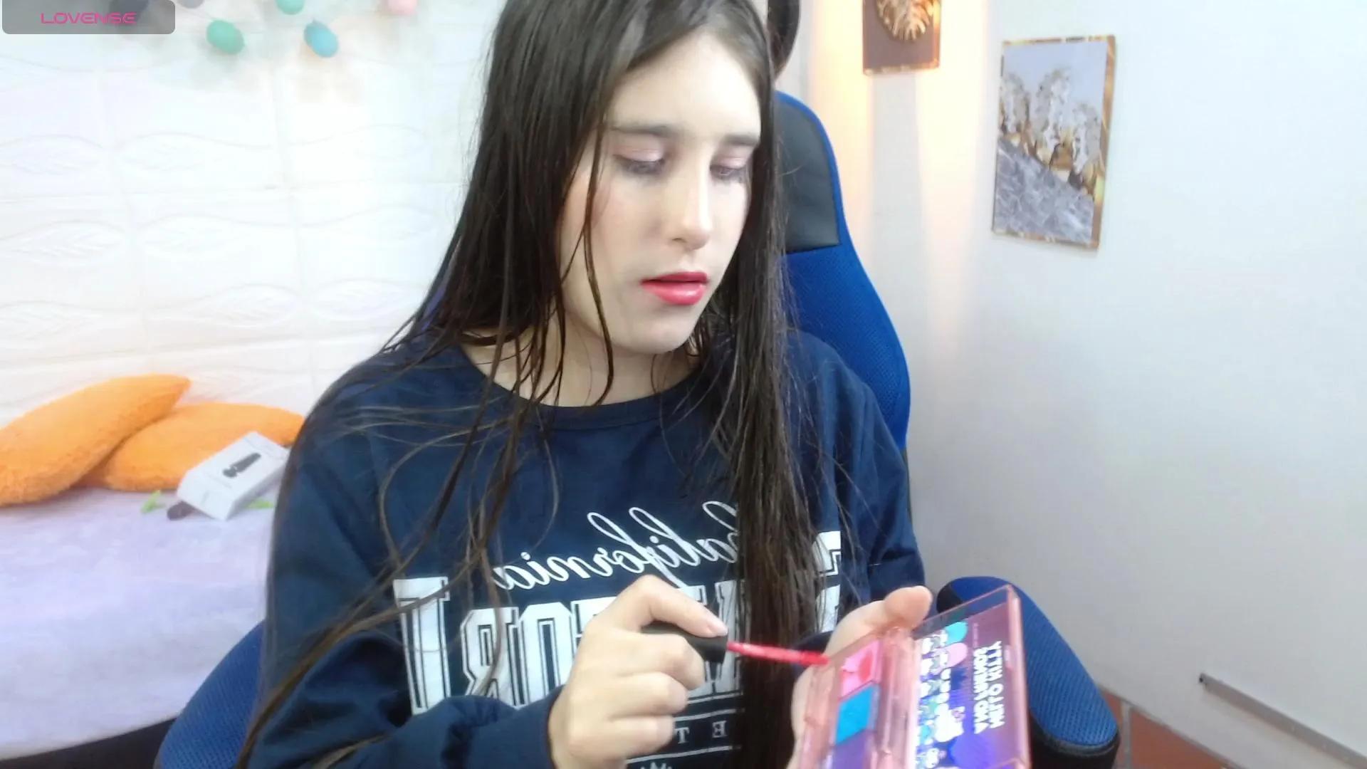 Offline karlarousex on Cam4