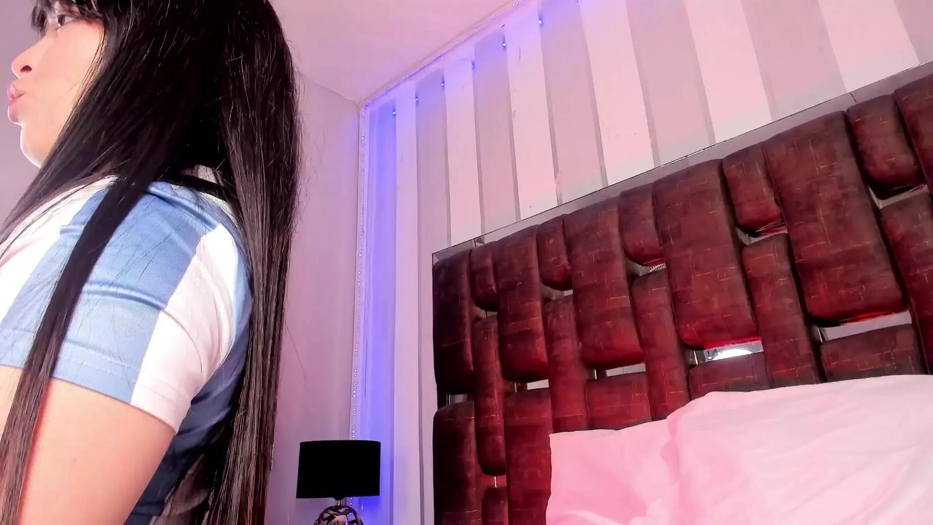 Offline KateLeeh on Cam4