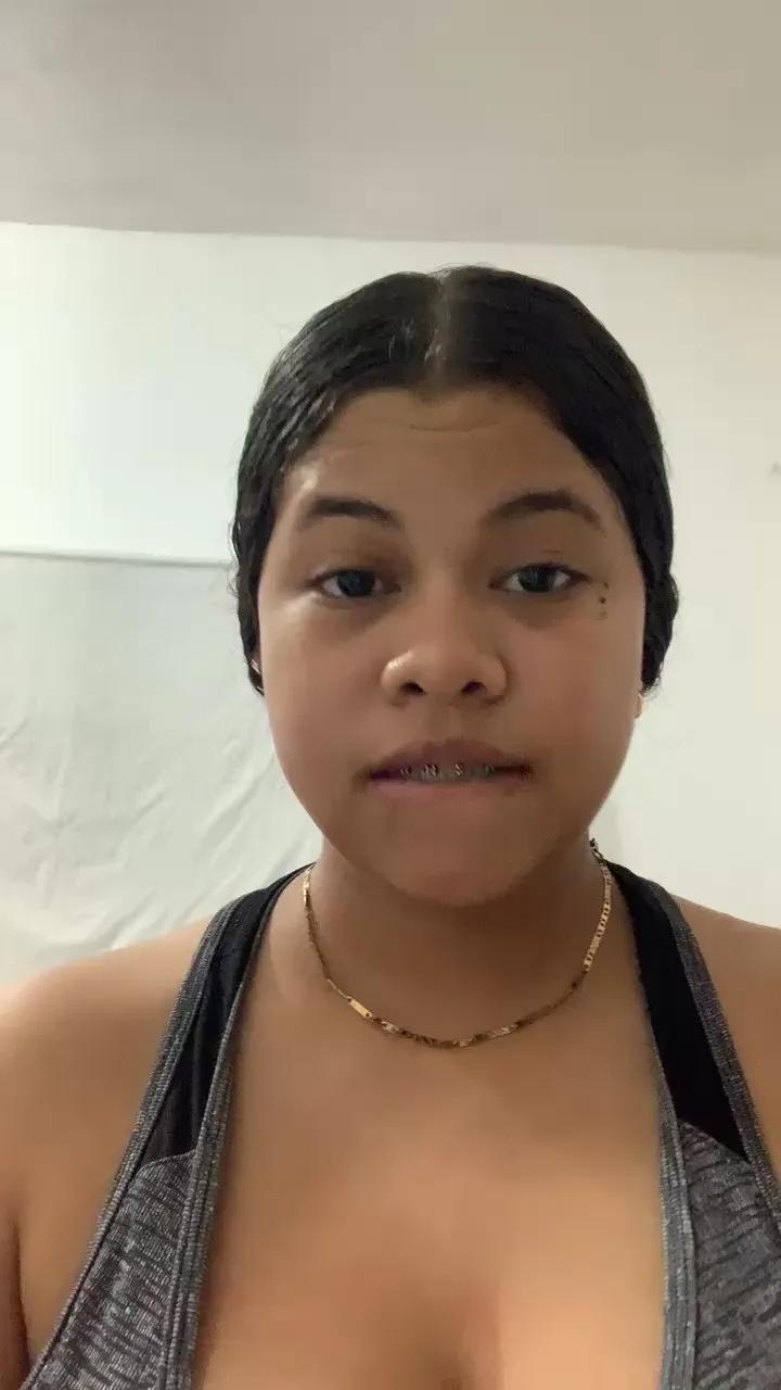 Offline KatyuscaLopez on Cam4