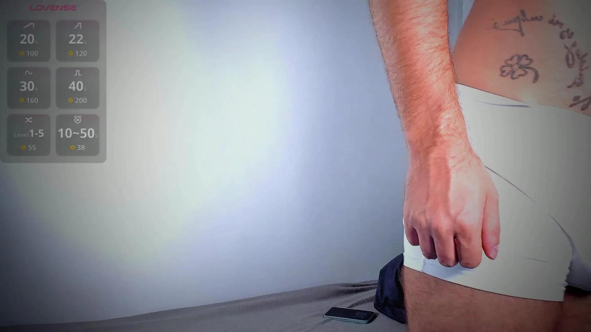 Offline KevinGorgeous on Cam4