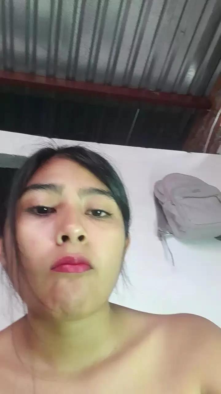 Offline Kleo99 on Cam4