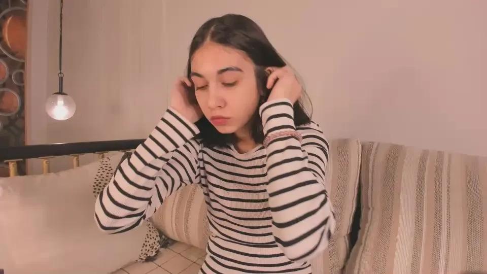 Offline labubaby on Cam4