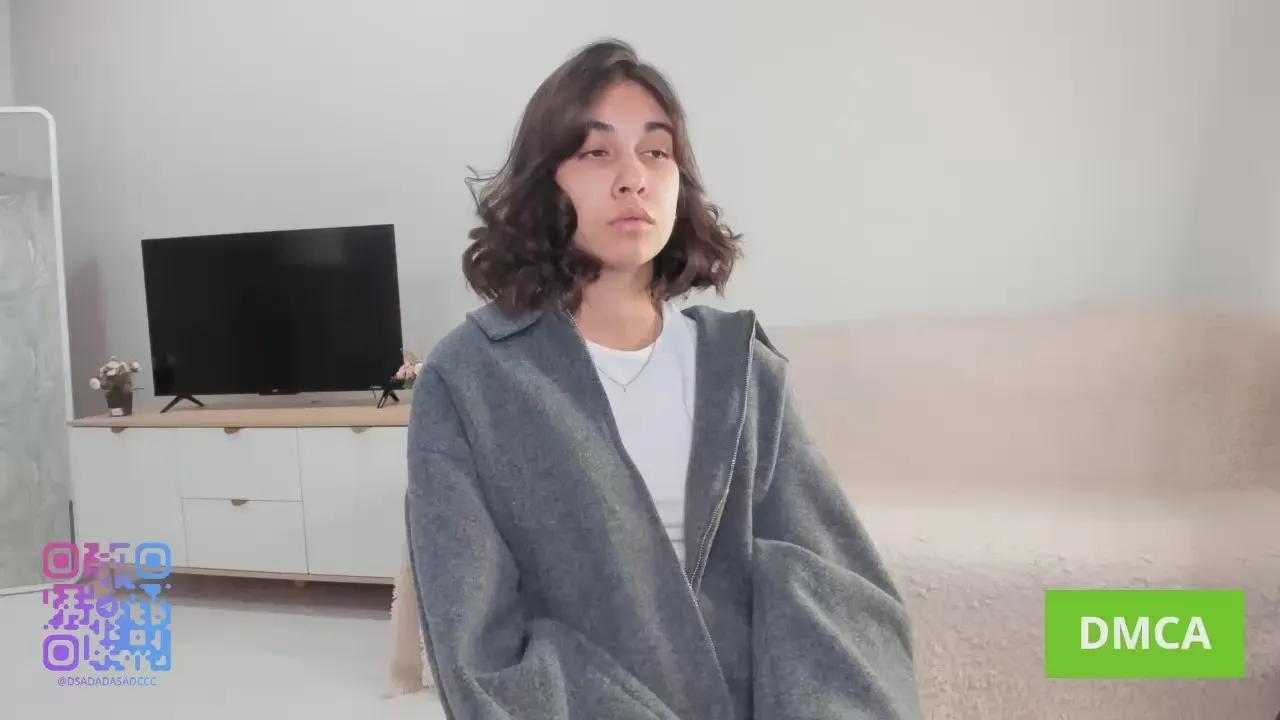 Offline labubaby on Cam4