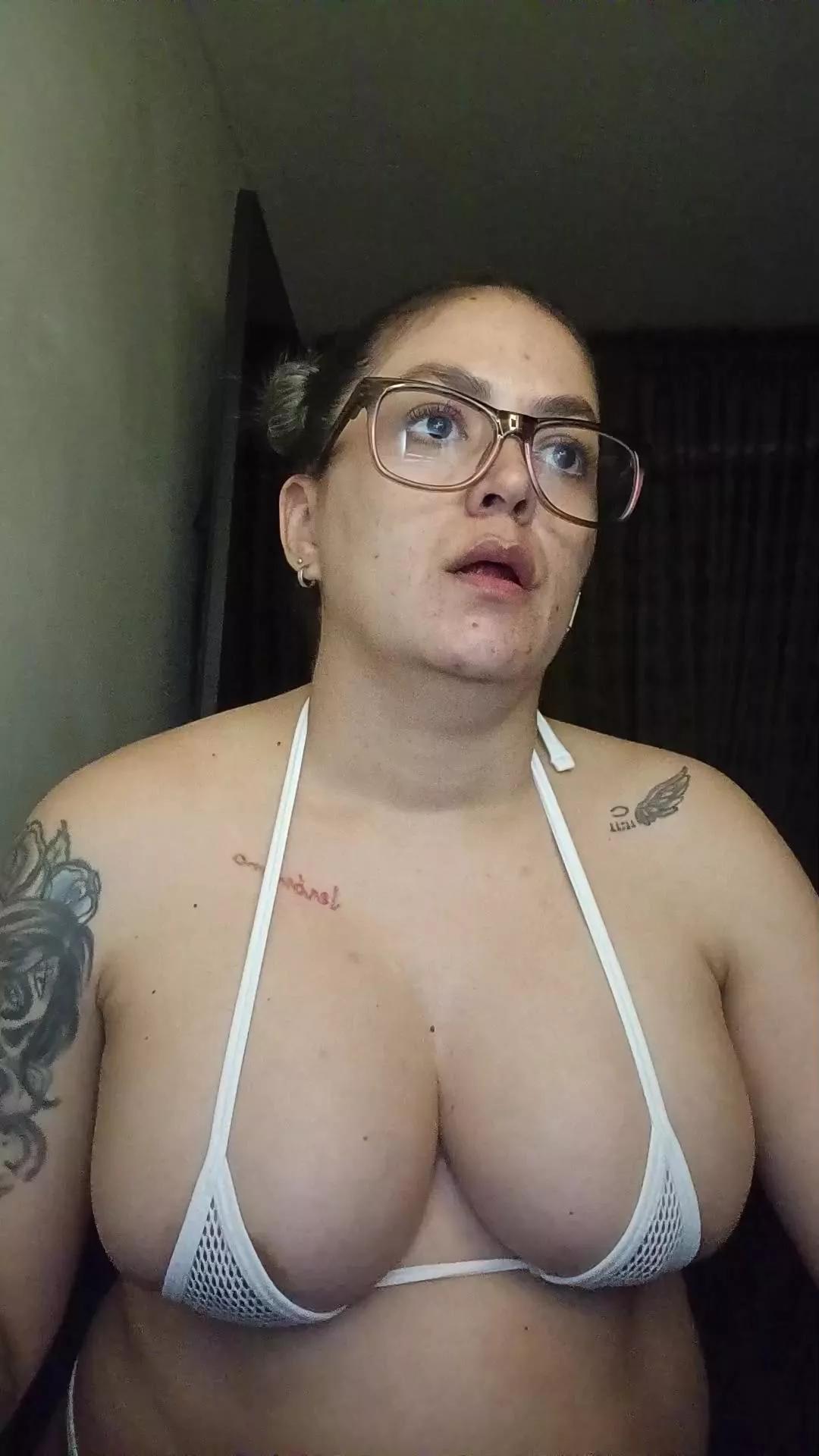 Freechat ladykyhara on Cam4