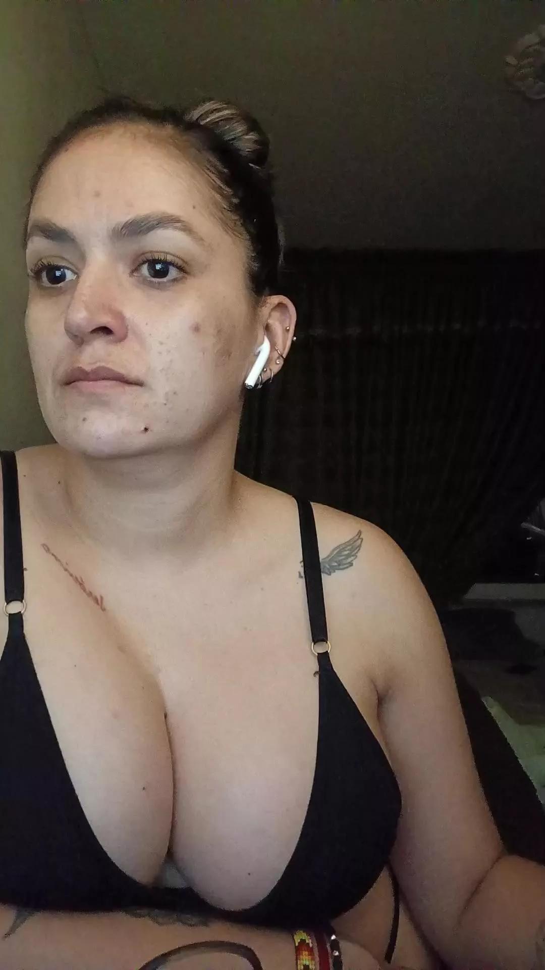 Freechat ladykyhara on Cam4