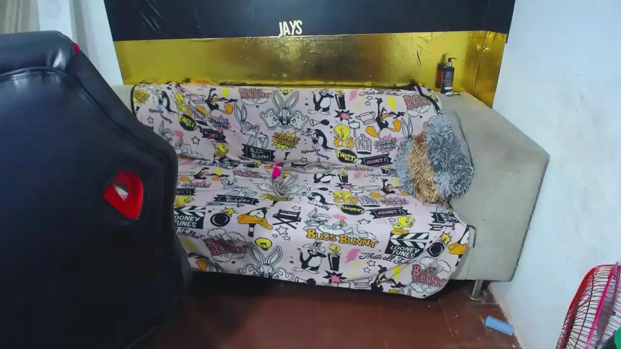 Offline Leidybigboobs4U on Cam4