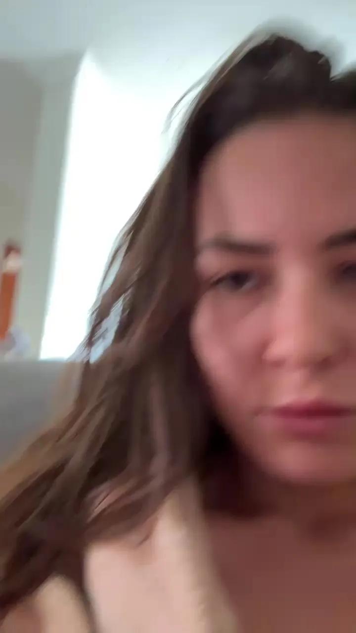 Offline Lemyny on Cam4