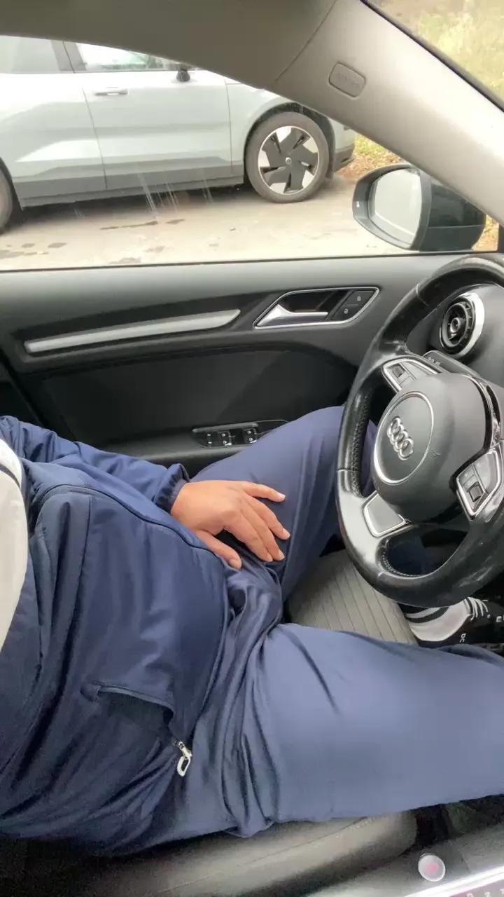 Freechat likescock5 on Cam4