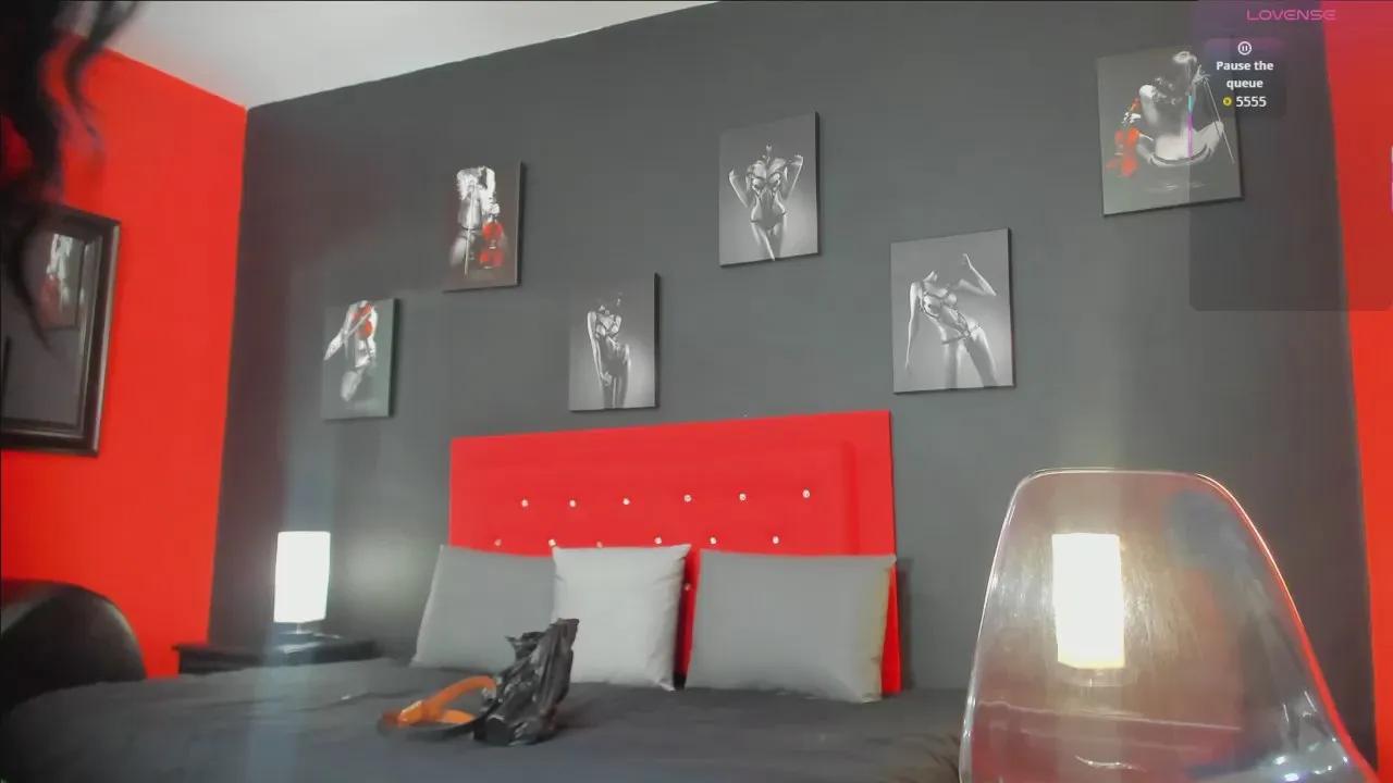 Offline lilyth_adam on Cam4