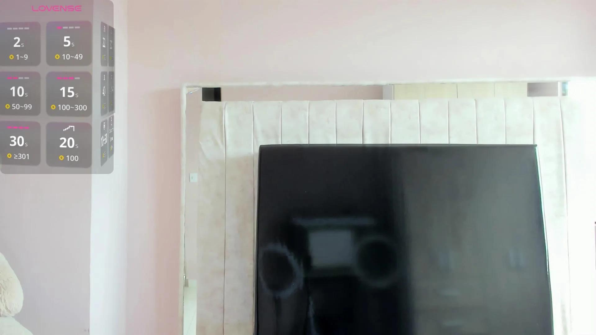 Offline LisaPreggycharm on Cam4