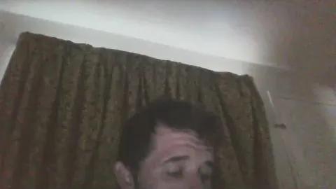 Offline Littleguy25 on Cam4