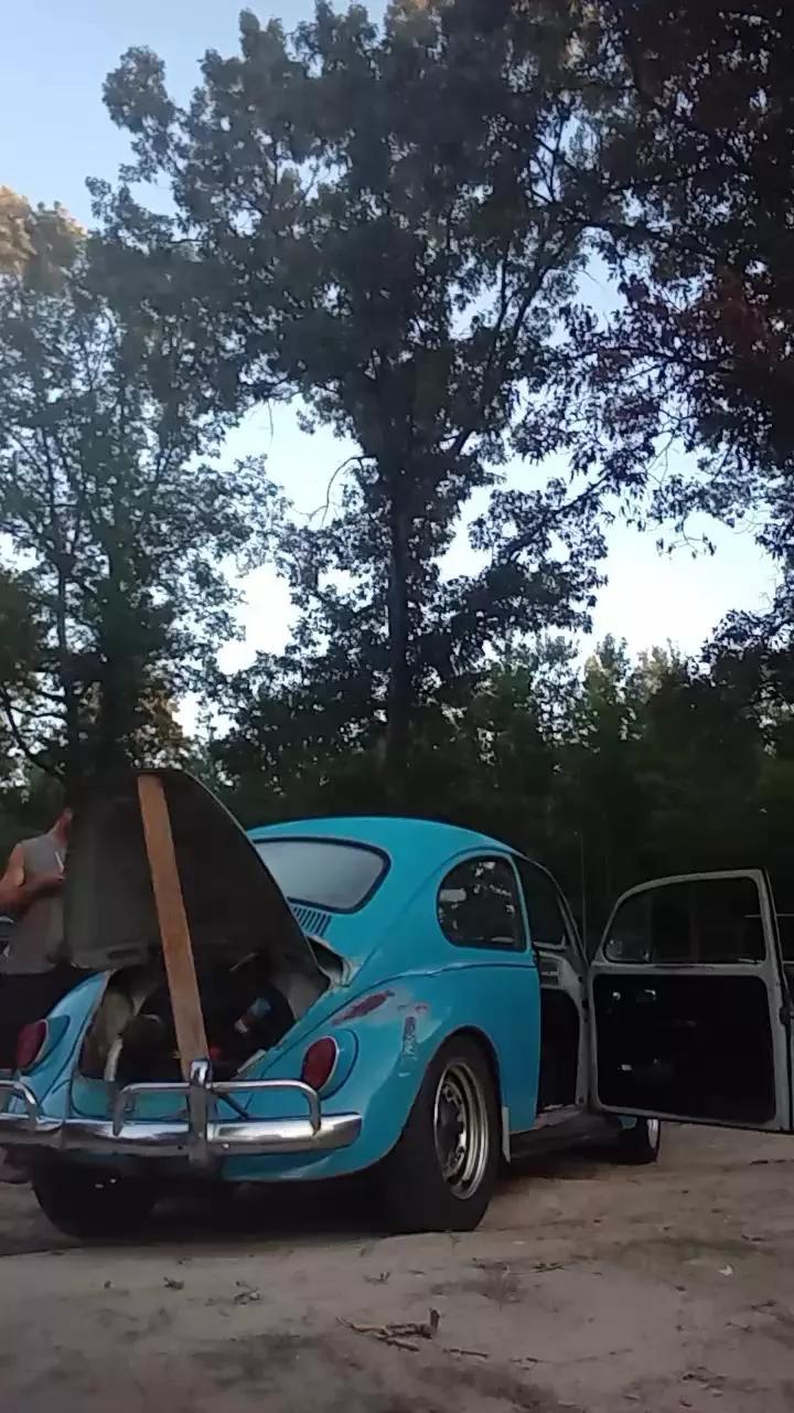 Offline Littleguy25 on Cam4