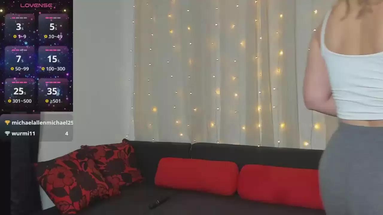 Offline LovelyASSemi on Cam4