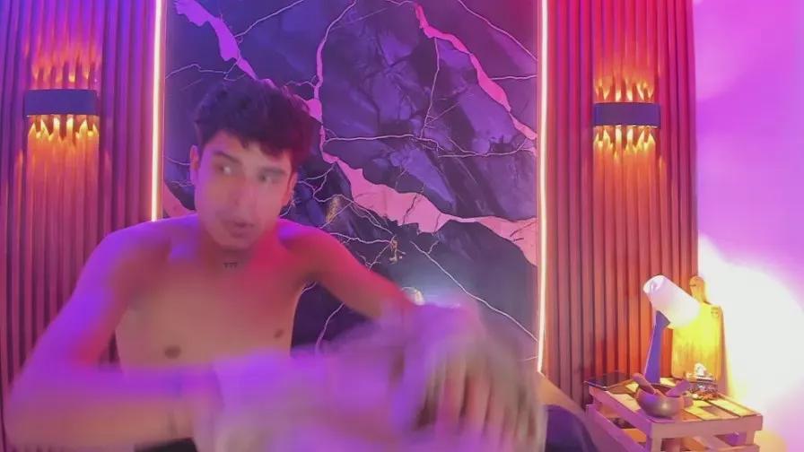 Offline Lucky_boys_ on Cam4